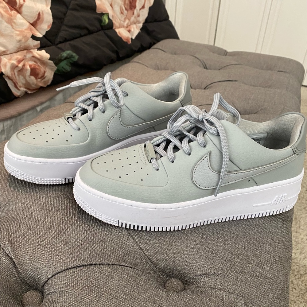 Women’s Nike Air Force 1 Sage Low Sneaker